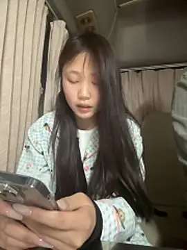 L7D8521