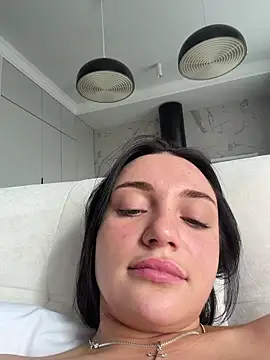 LucyHotty_