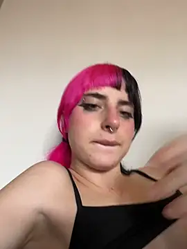 MikaScarlet