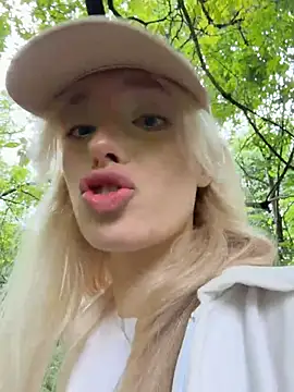 PollyDolly